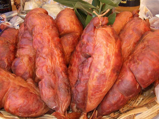 Paínho tradicional português fumado em lenha de carvalho.