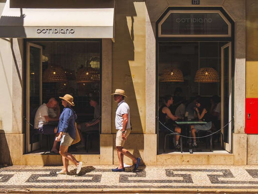 Geocakes Walnut & Chocolate Cookies: A Connoisseur's Guide to Portugal's Artisan Biscuits