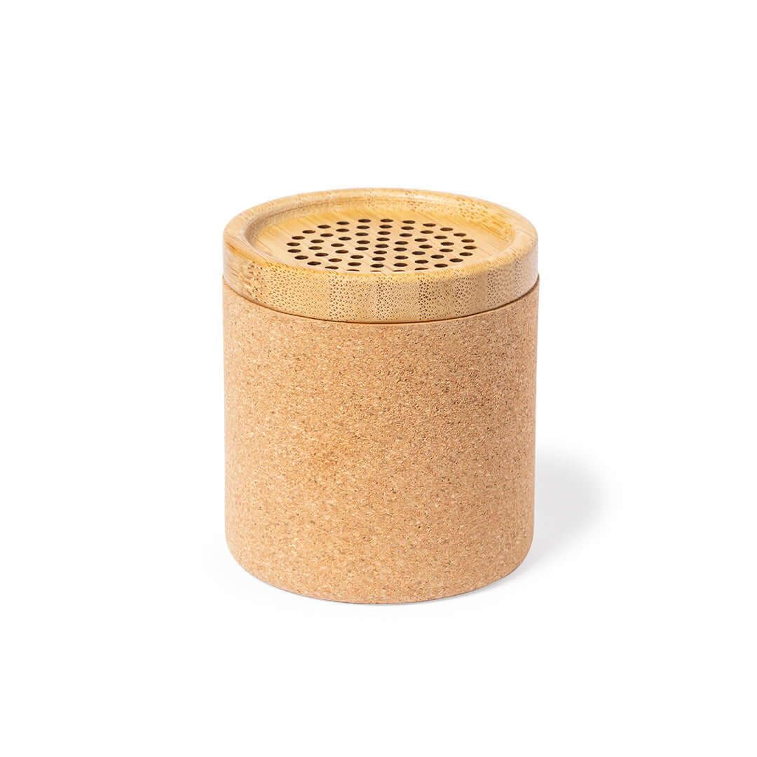 Altifalante Bluetooth compacto em cortiça com tampa de bambu perfurada.