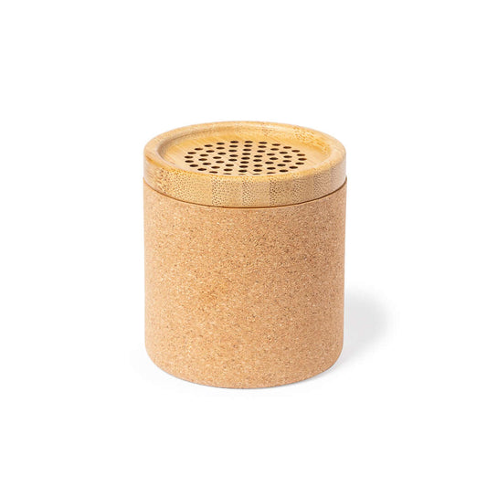 Altifalante Bluetooth compacto em cortiça com tampa de bambu perfurada.