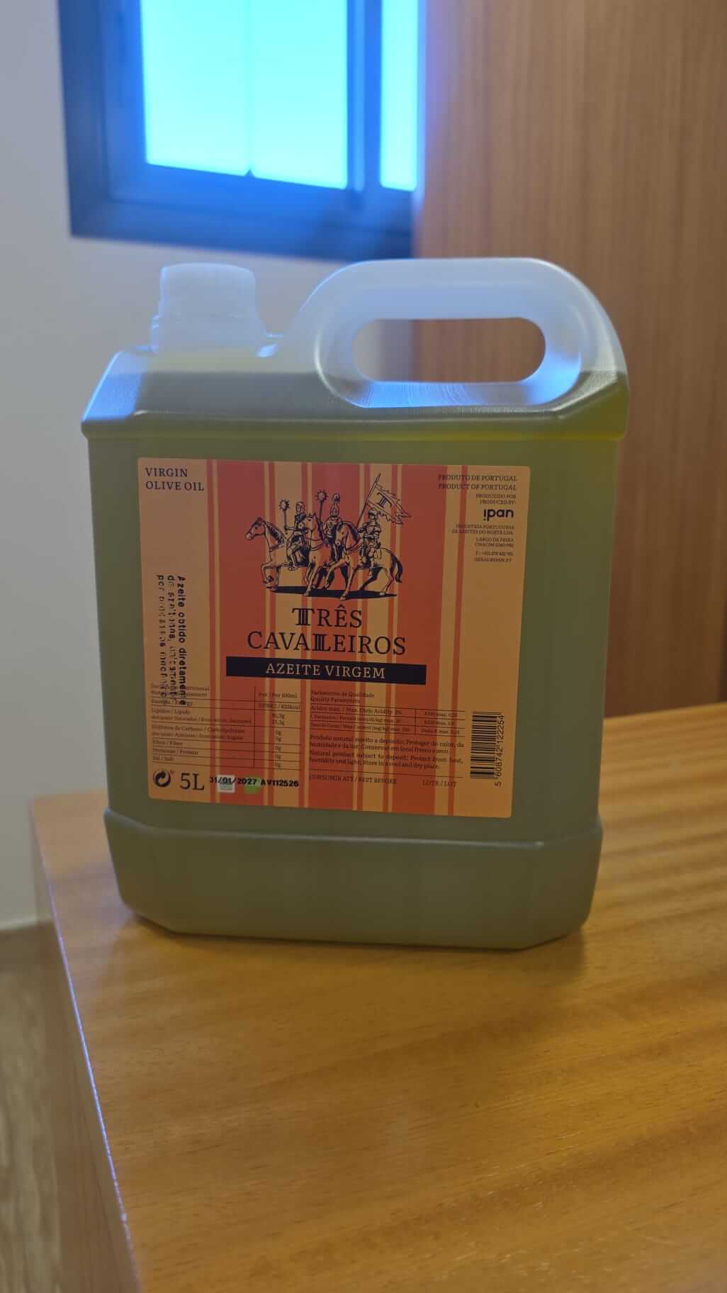 Azeite Virgem Extra Três Cavaleiros de 5 litros.