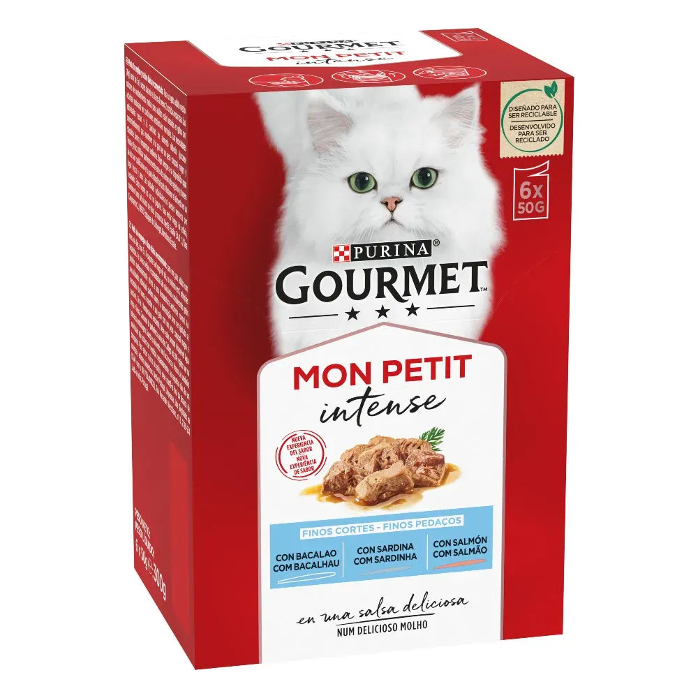 Purina gourmet cat wet food natural packaging with six 50g portions for adult cats in a delicious sauce.