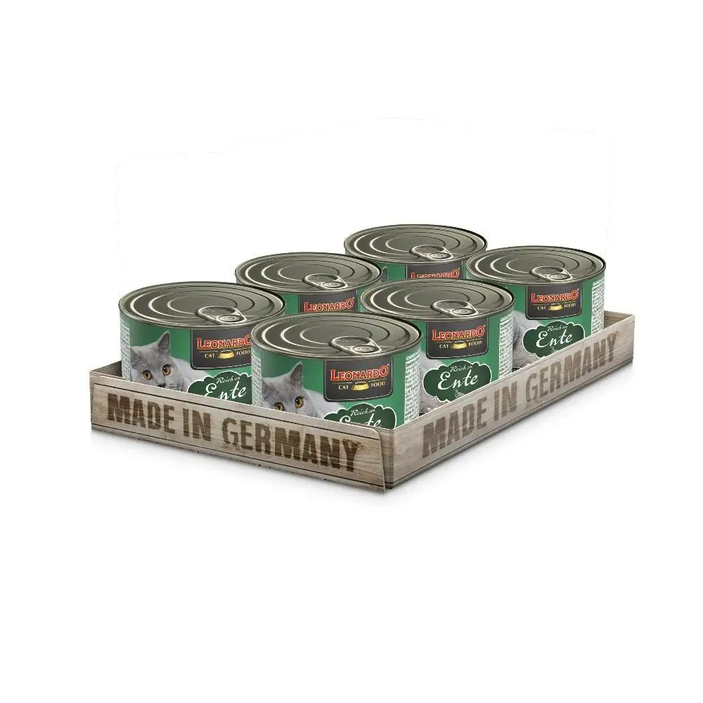 grain-free wet food for adult cats