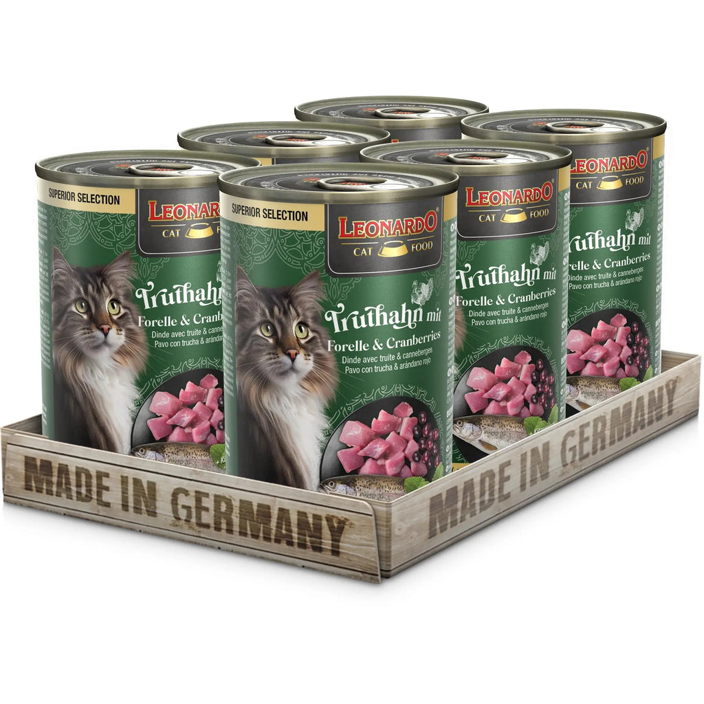 Leonardo grain-free wet food for adult cats in cans, featuring pate, made in Germany, easy to digest and highly palatable.