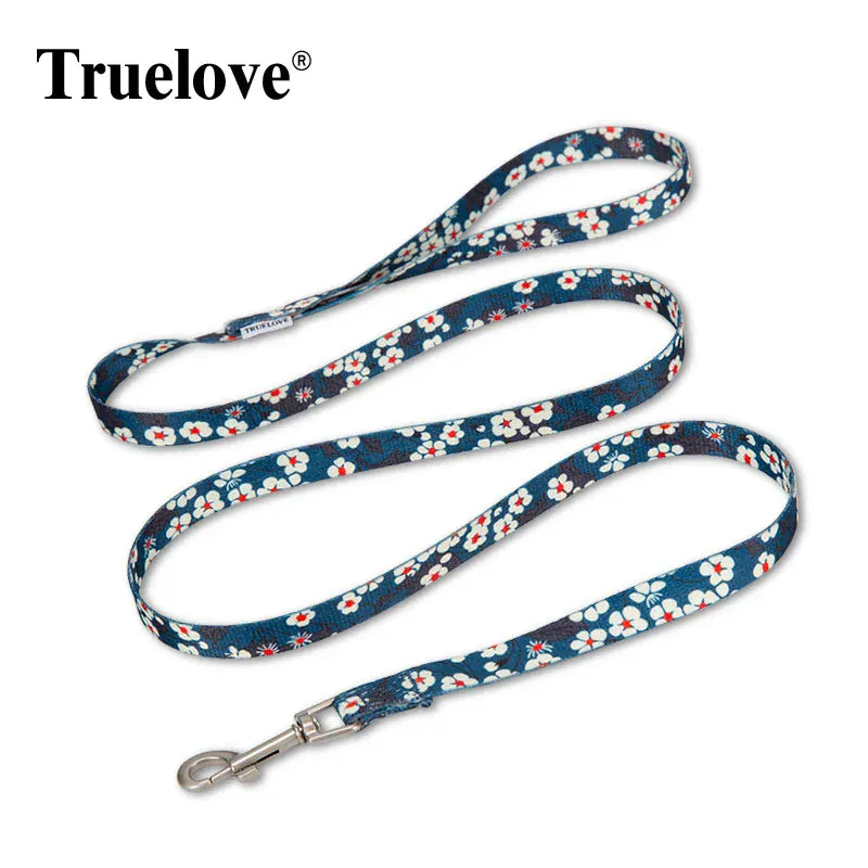 Floral patterned dog leash with 'Truelove' branding on a white background