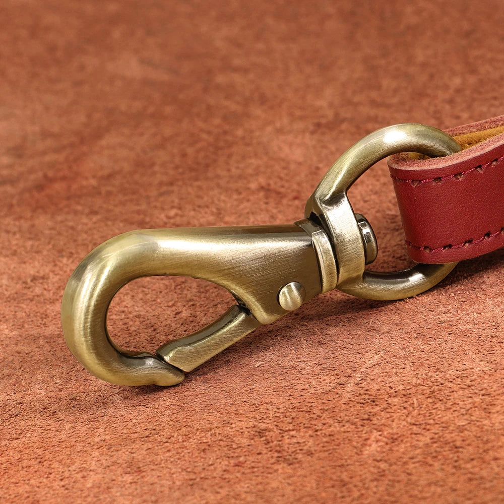 Coleira para cão personalizada em couro legítimo