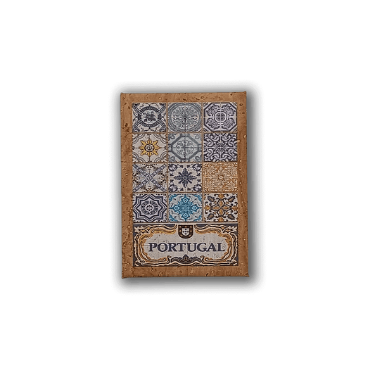 Íman de cortiça para frigorífico com padrão de azulejos portugueses e a palavra "Portugal".